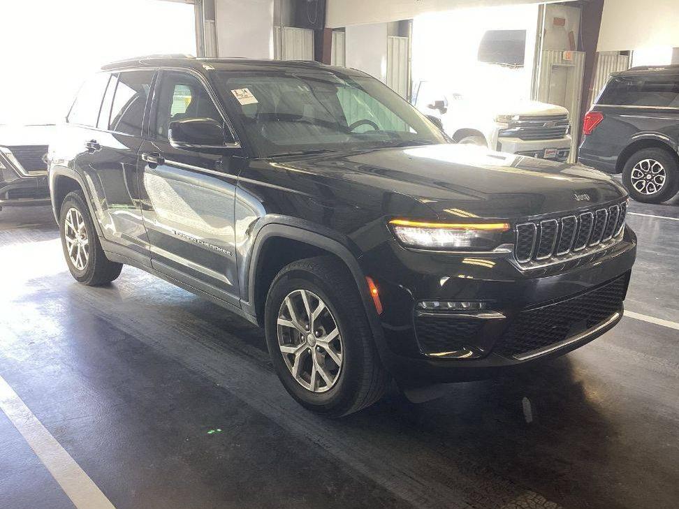 JEEP GRAND CHEROKEE 2023 1C4RJHBG1PC532900 image